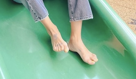 Jessica Szohr Feet