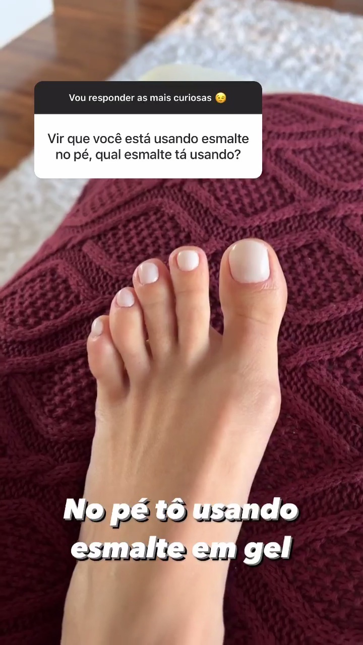 Juliana Salimeni Feet