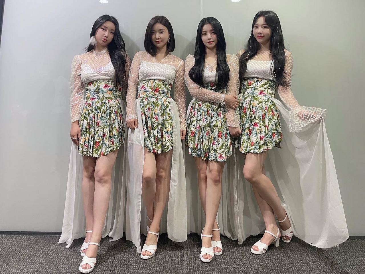 Kfeets Brave Girls Minyoung Yuna Yujeong And Eunji Fee