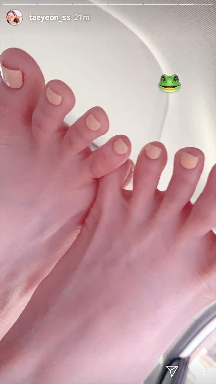 Kfeets Snsd Taeyeon Feet