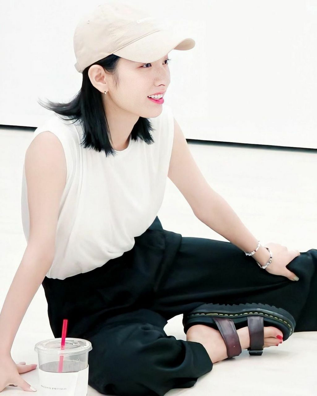 Kim Ji Yeon Feet