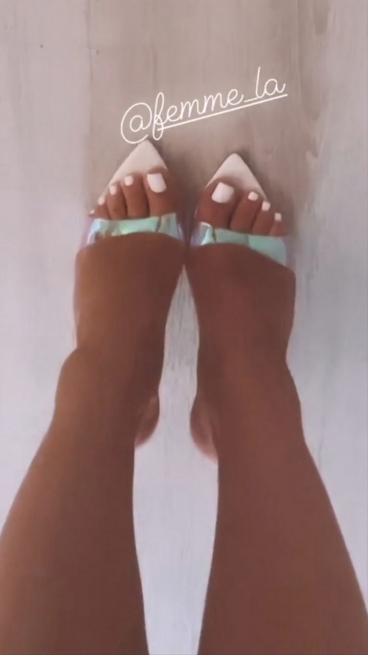 Kinga Kujawska Feet