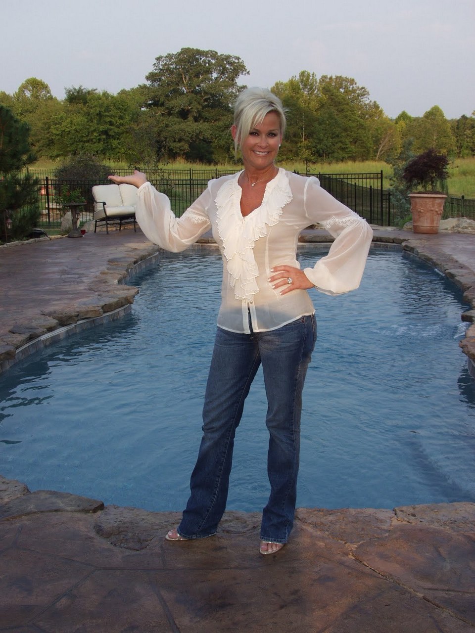 Lorrie Morgan Feet