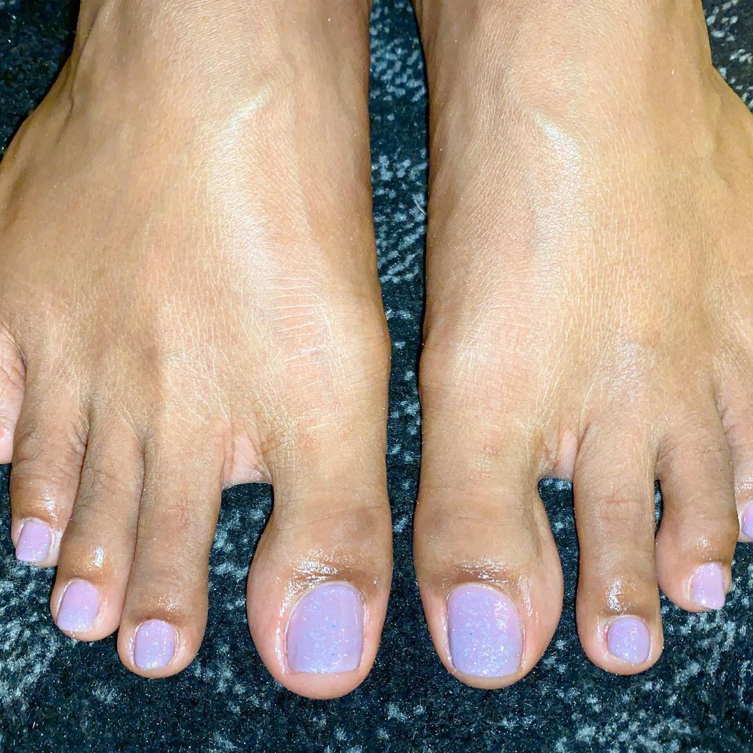 Manjari Feet