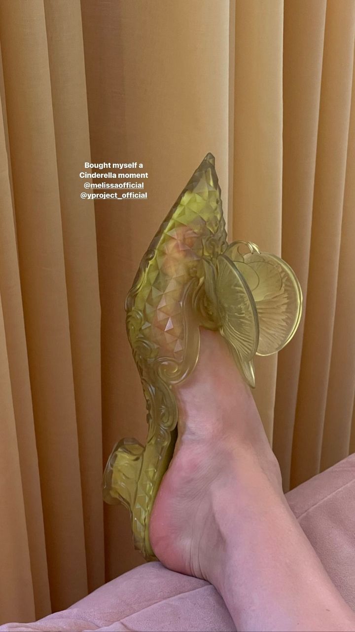 Marie Jedig Feet