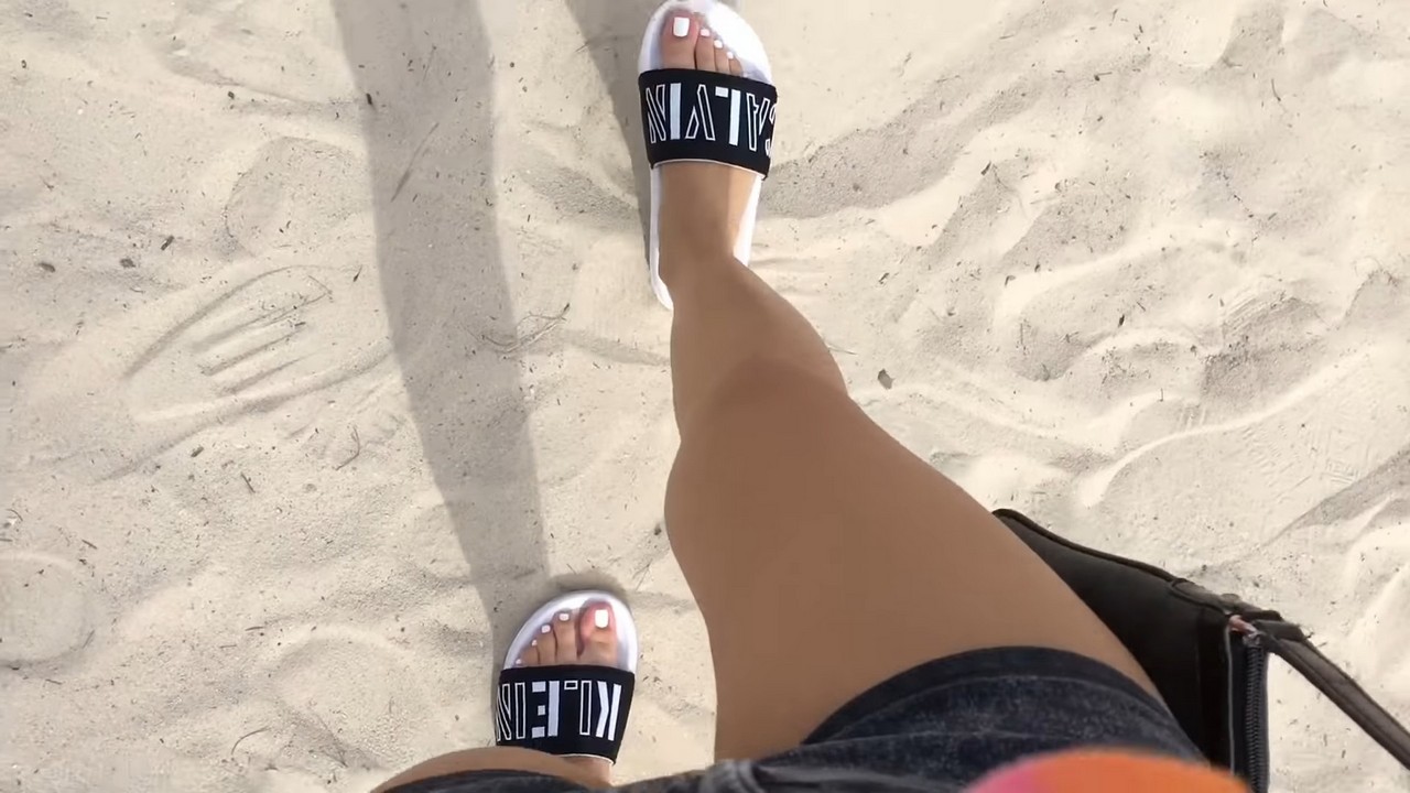 Mimi Feet