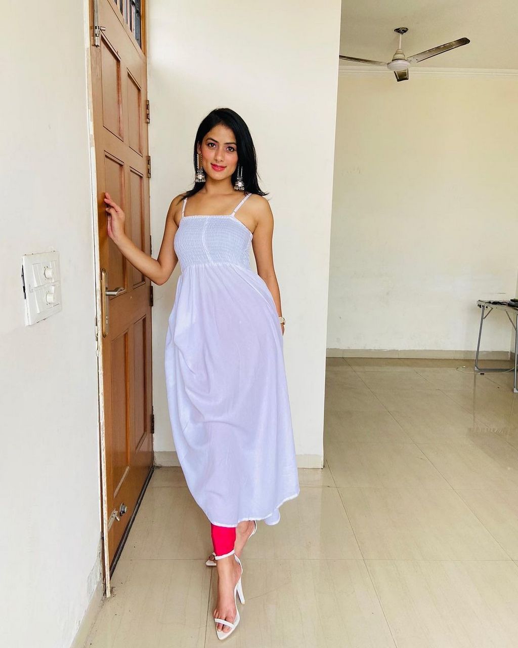 Priyanka Saraswat Feet