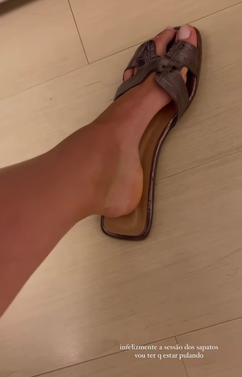 Rosamaria Montibeller Feet