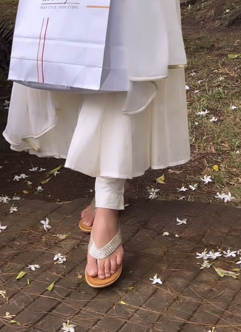 Saniya Iyappan Feet