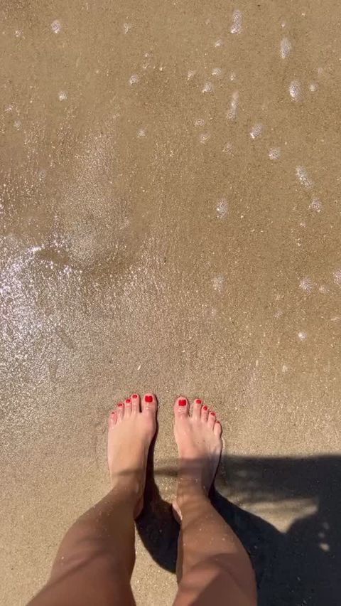 Stefani Bays Feet