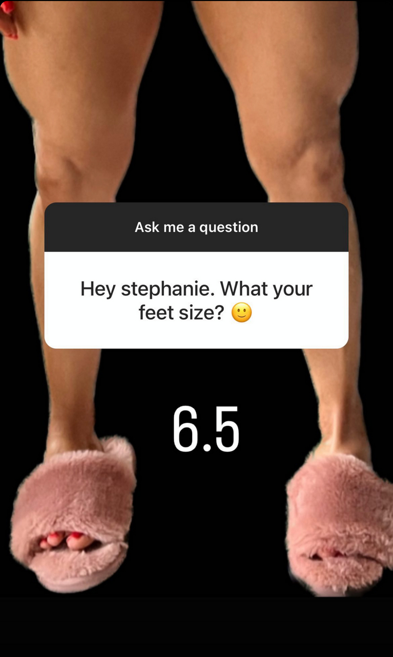 Stephanie Sanzo Feet