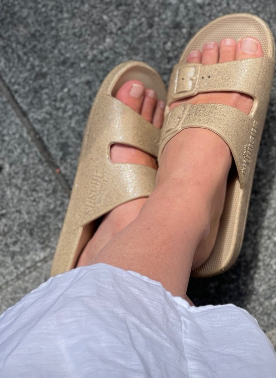Tara Lipinski Feet