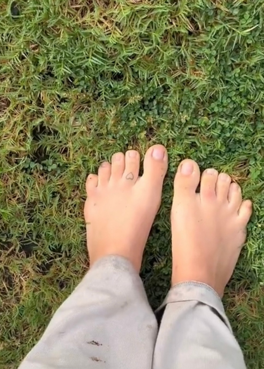 Tyson Salomon Feet