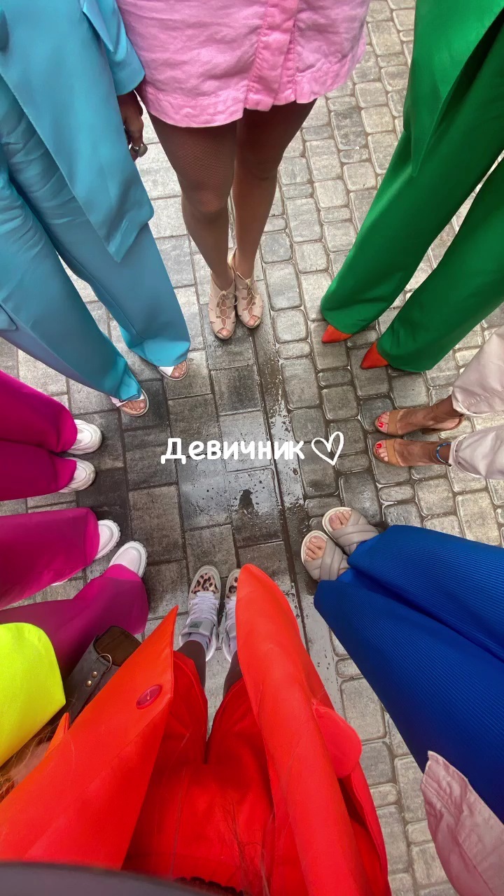 Viktoriya Zabolotnaya Feet