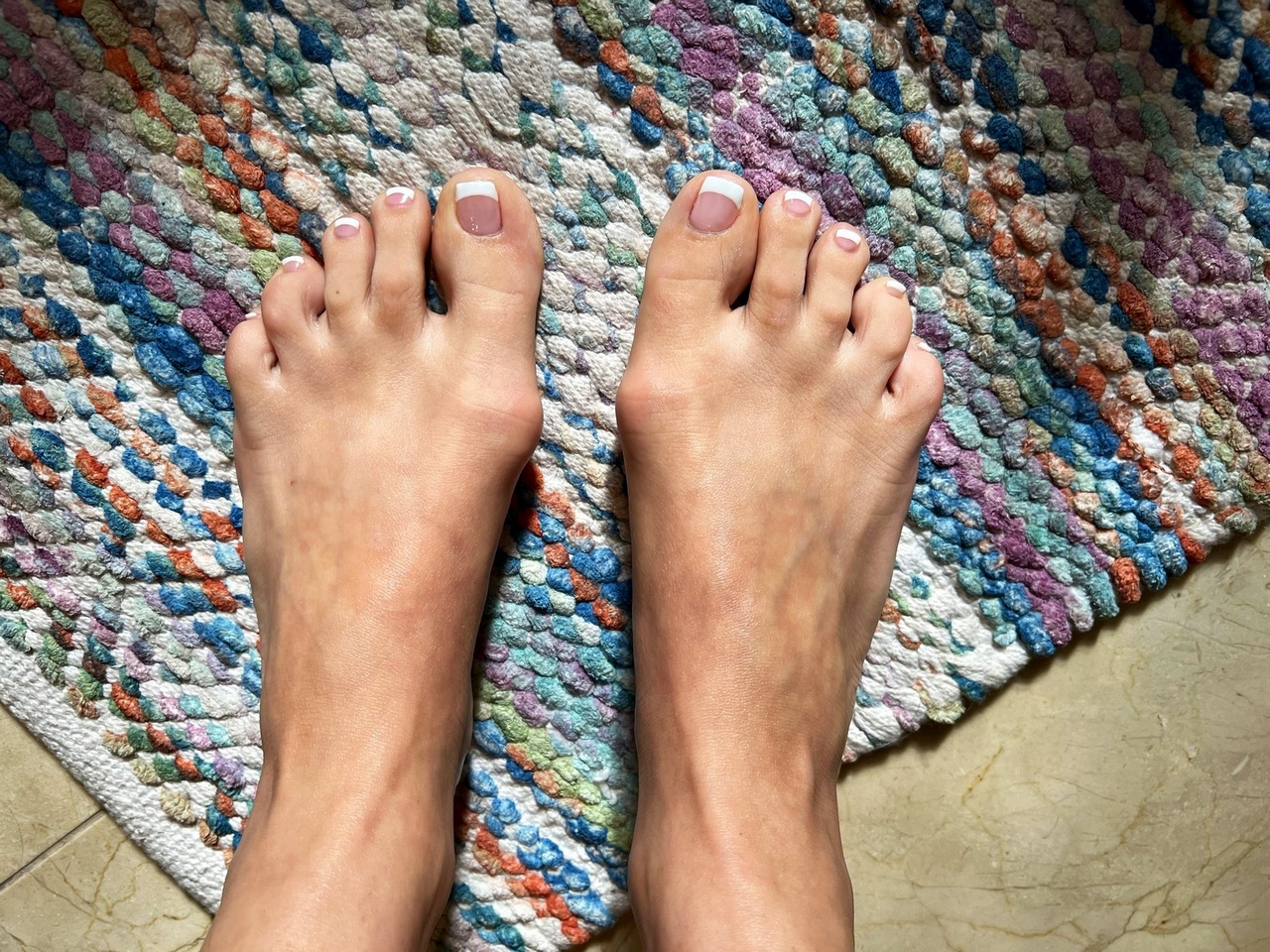 Vivianne Desilva Feet