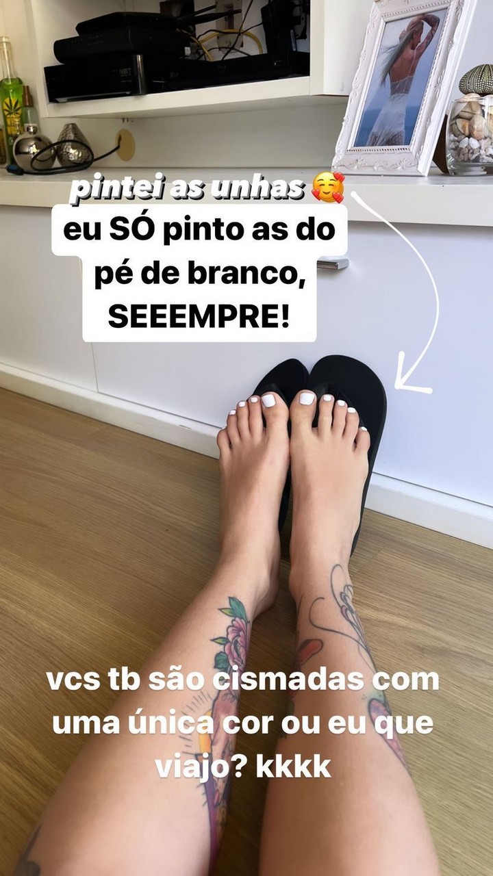 Adriana Lua Feet