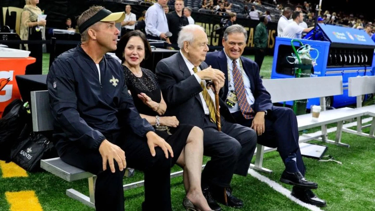 Gayle Benson Feet