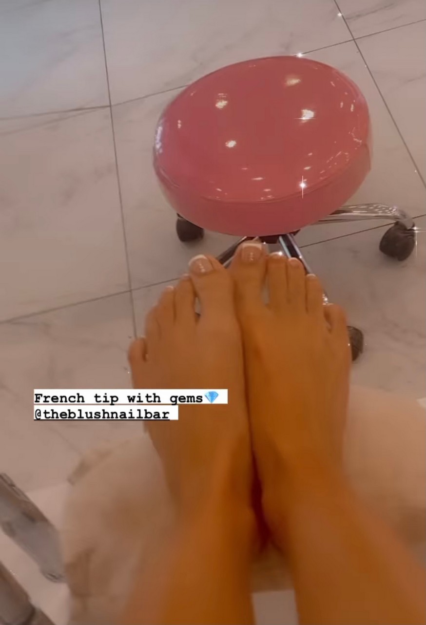 Isabella Durham Feet