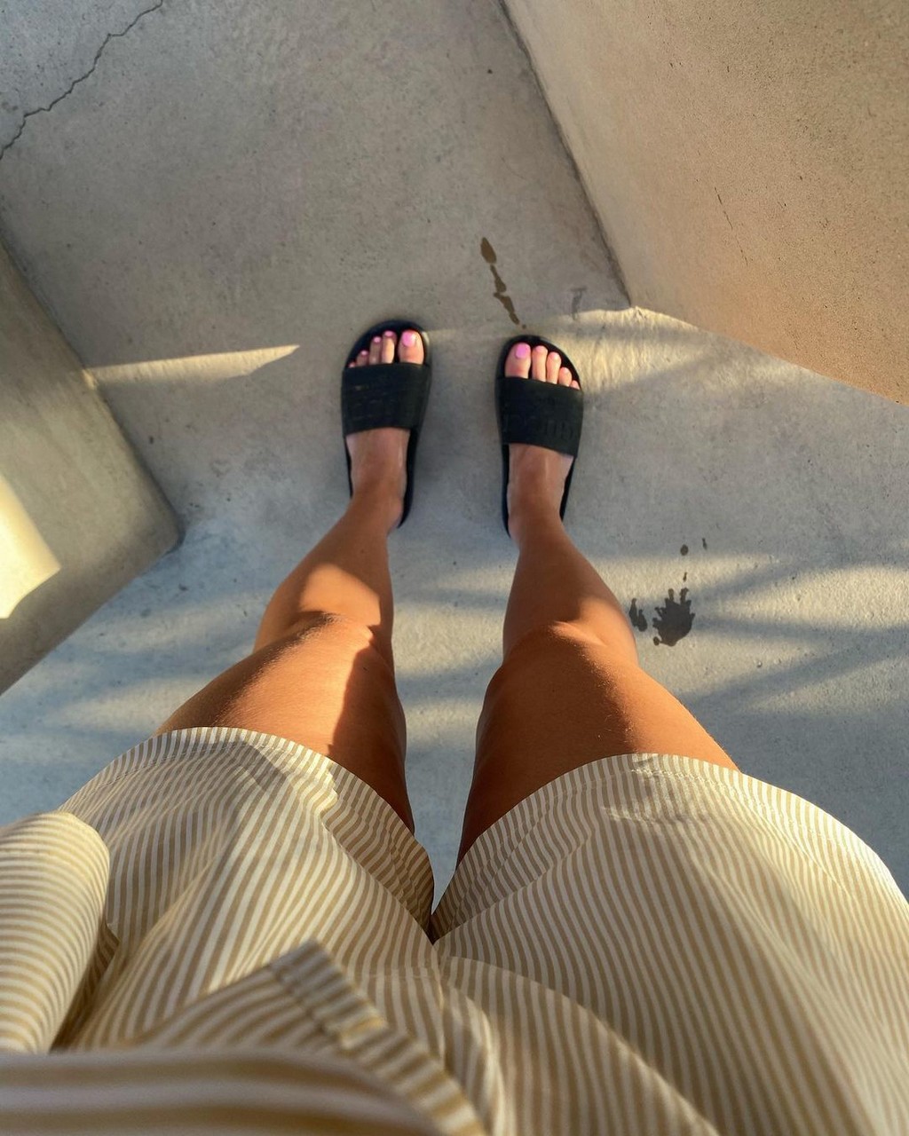 Jessica Agombar Feet
