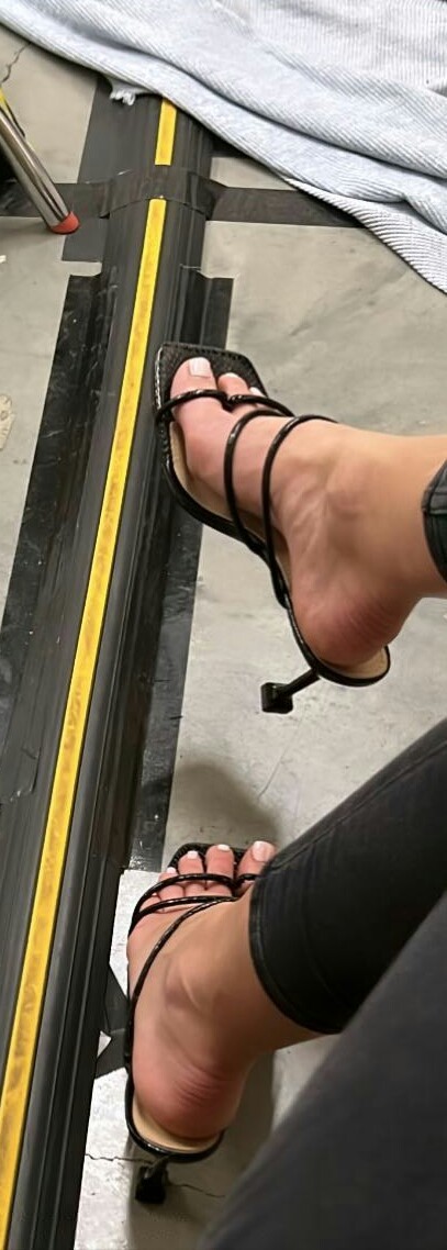 Kari Cassandra Feet