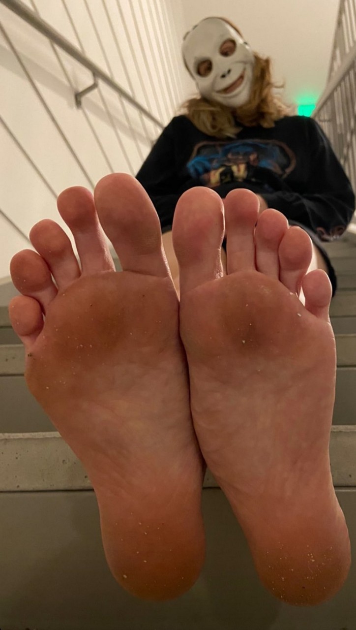 Kari Frankenstein Karloff Feet