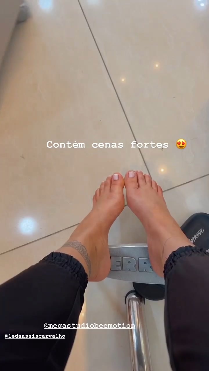Keyla Alves Feet