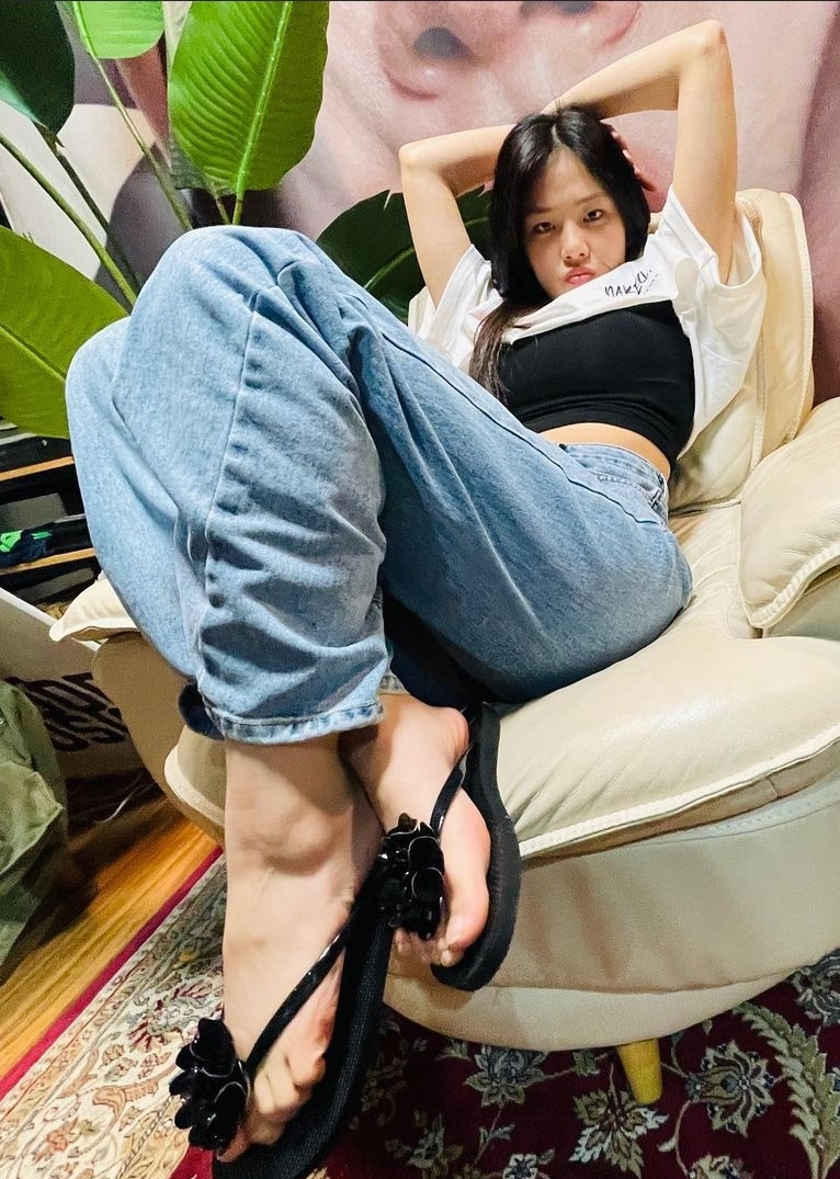 Kim Hyung Seo Feet