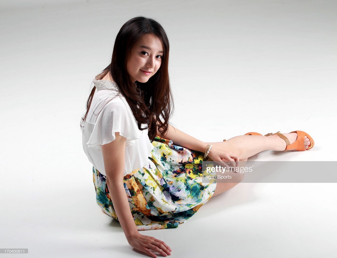 Kim Ji Won Feet