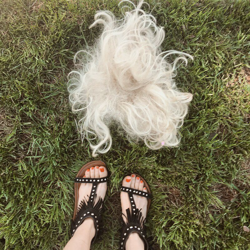 Lulu Brud Feet
