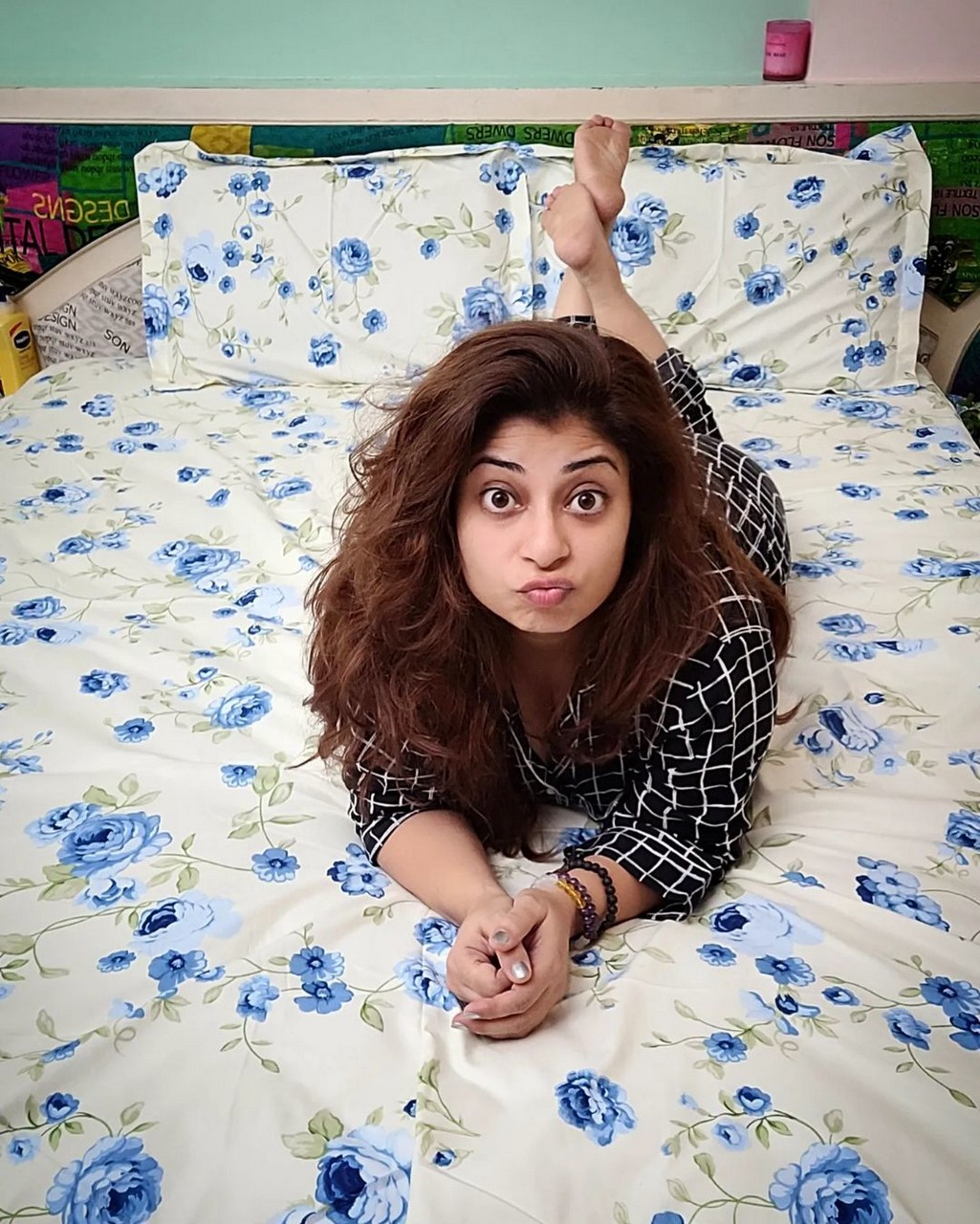 Malini Kapoor Feet