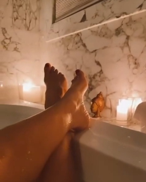 Mariana Fabbiani Feet