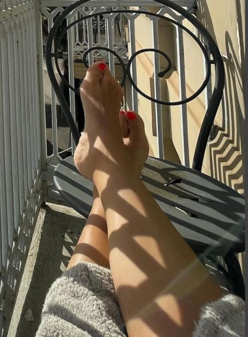 Marta Manowska Feet