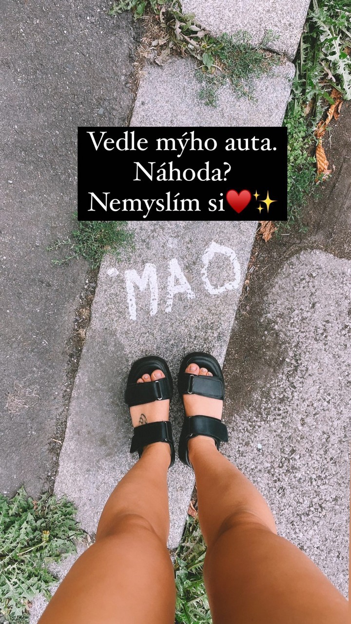 Nikola Cechova Feet