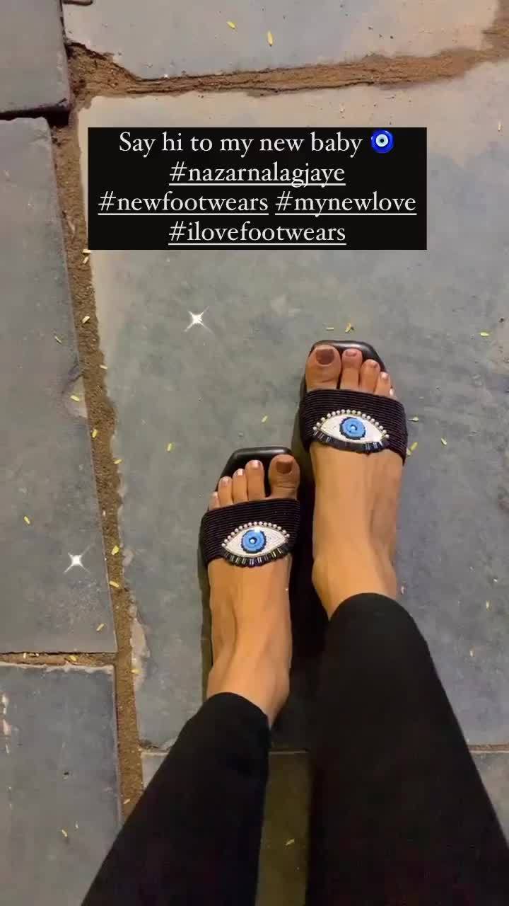 Nithyashree Venkataramanan Feet