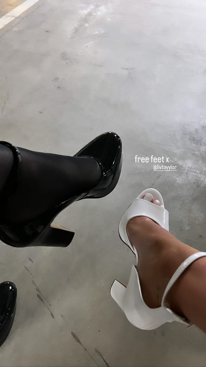 Taya Brooks Feet