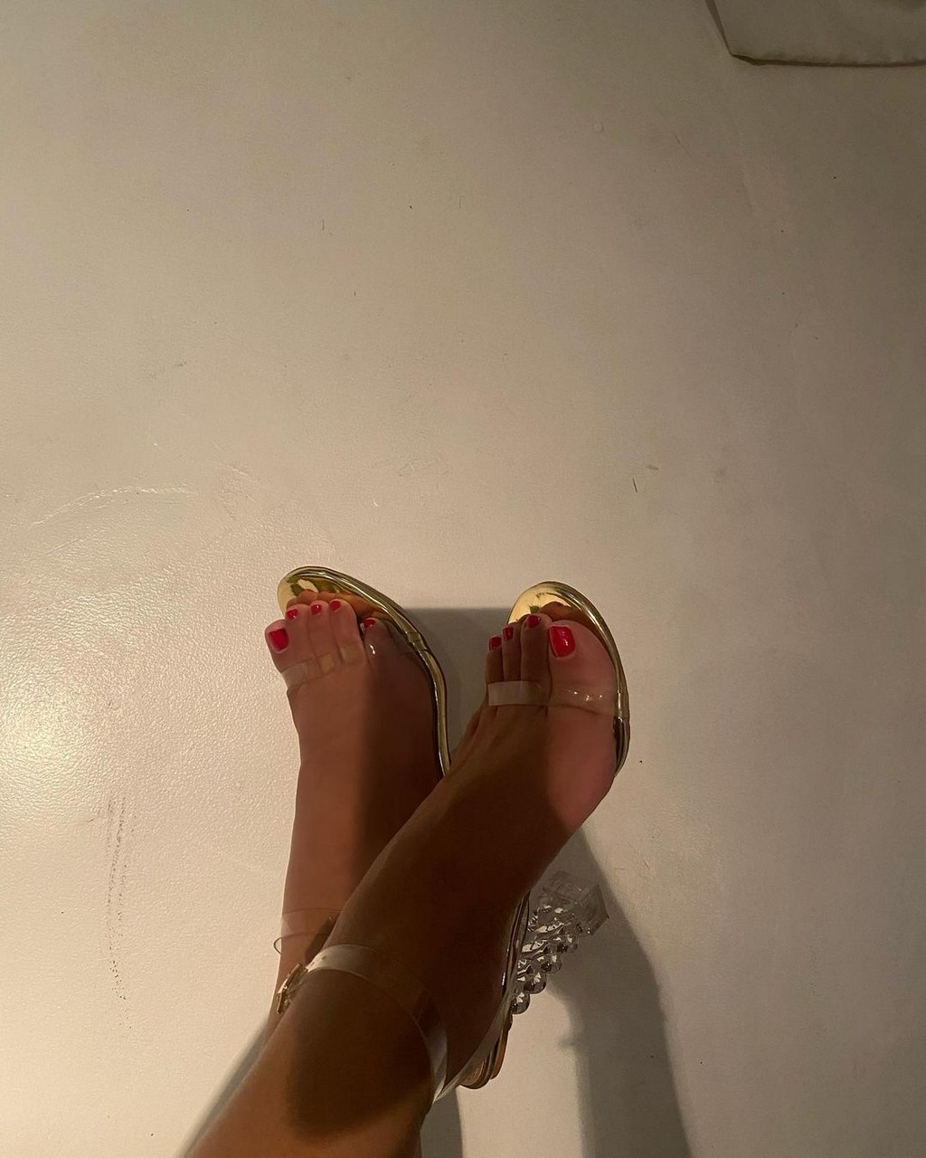 Tefi Valenzuela Feet