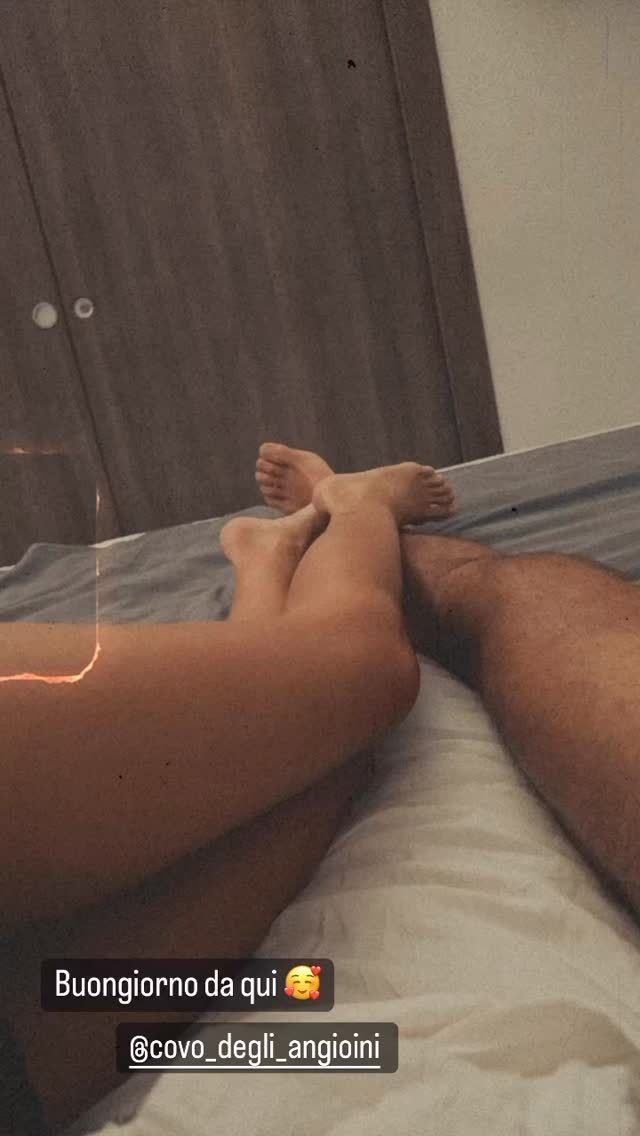 Elena Morali Feet