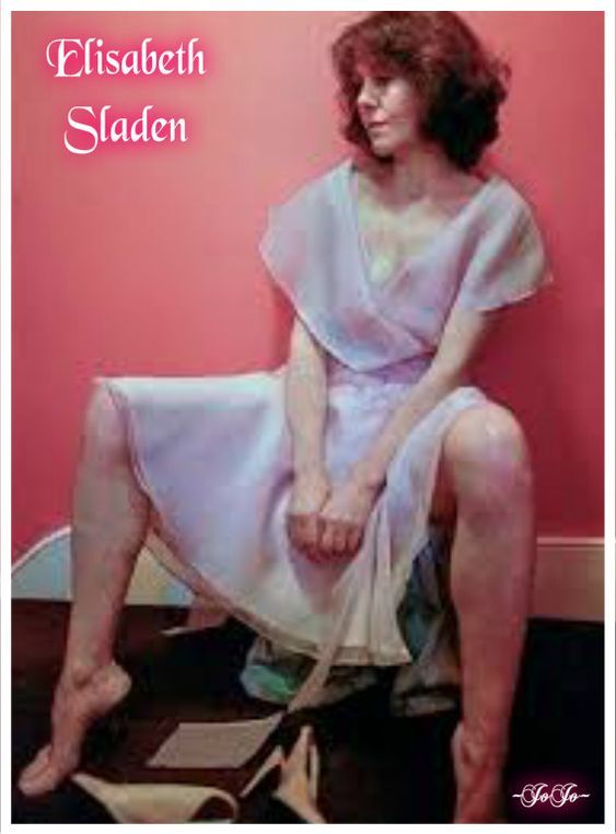 Elisabeth Sladen Feet
