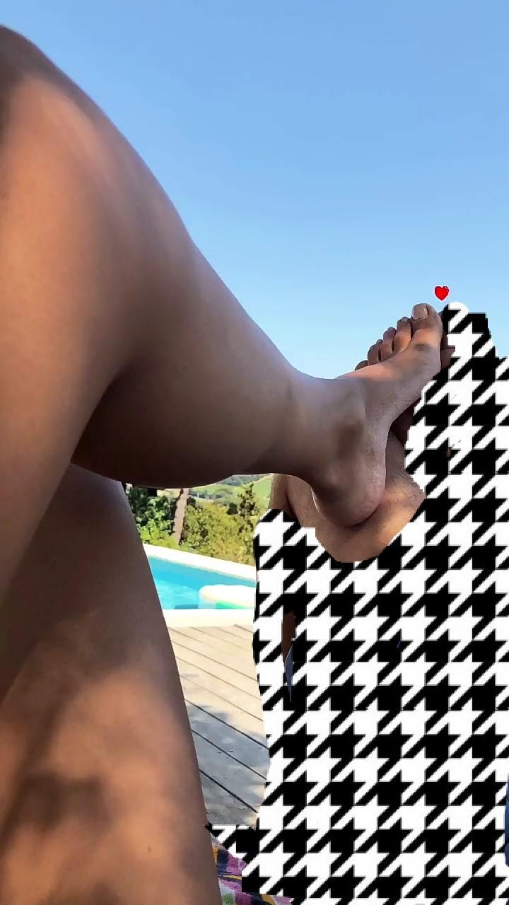 Francesca Brienza Feet