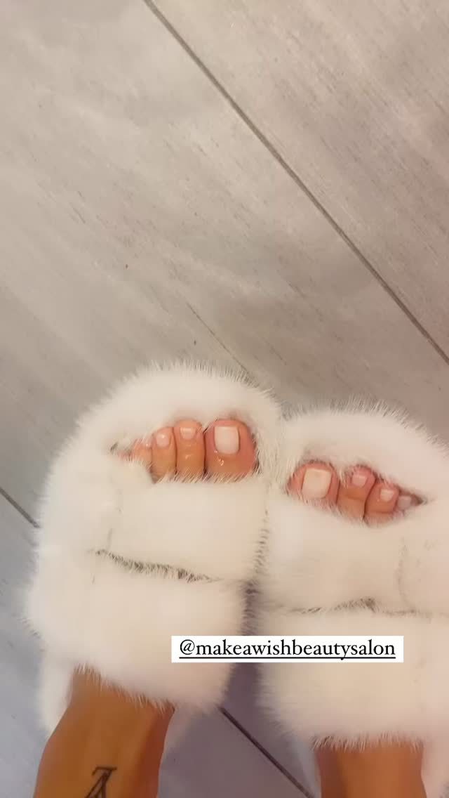 Guendalina Canessa Feet