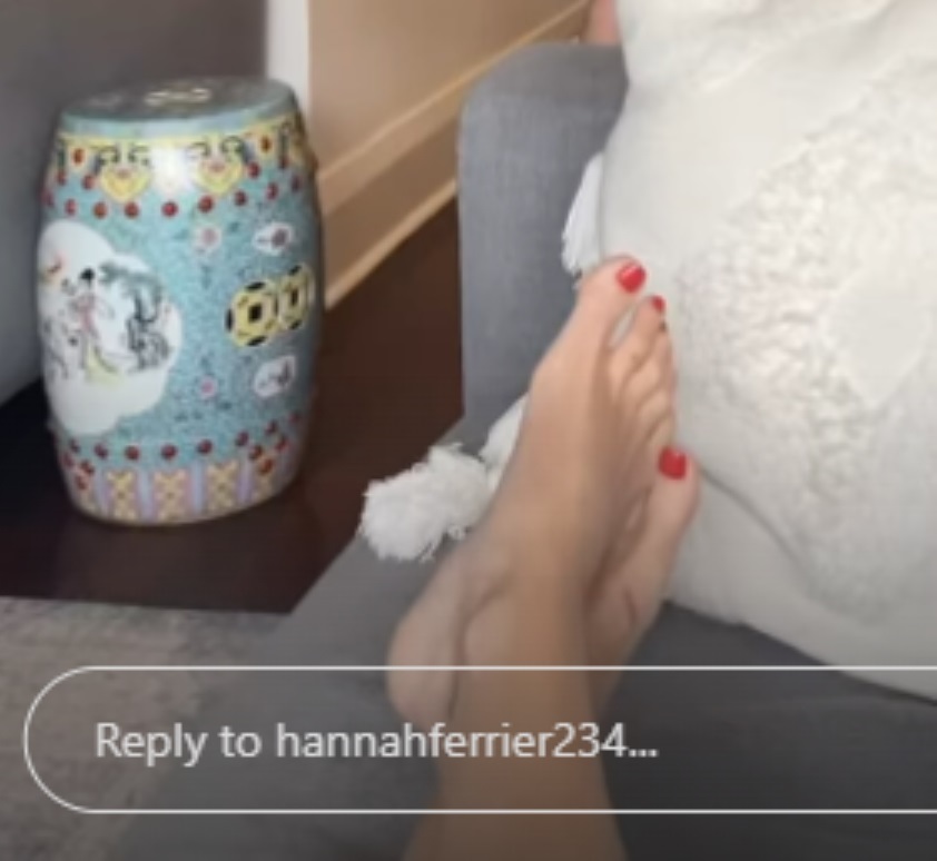 Hannah Ferrier Feet