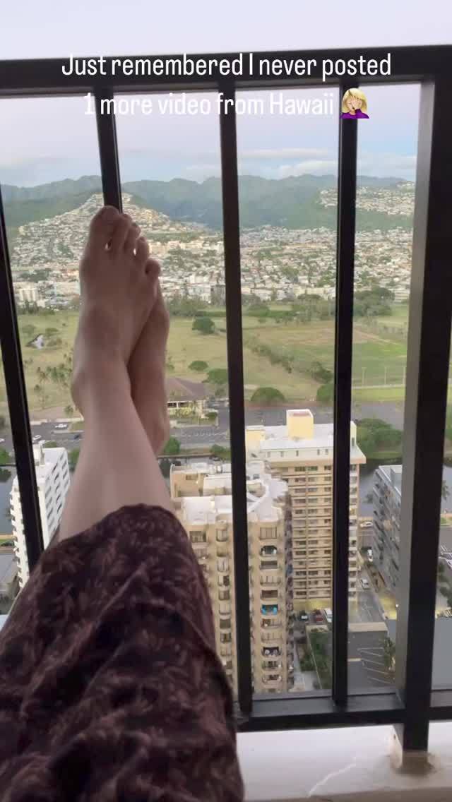 Inessa Chimato Feet