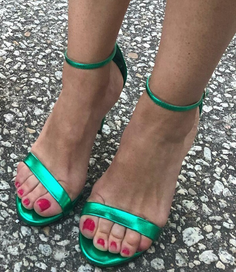 Minerva Piquero Feet