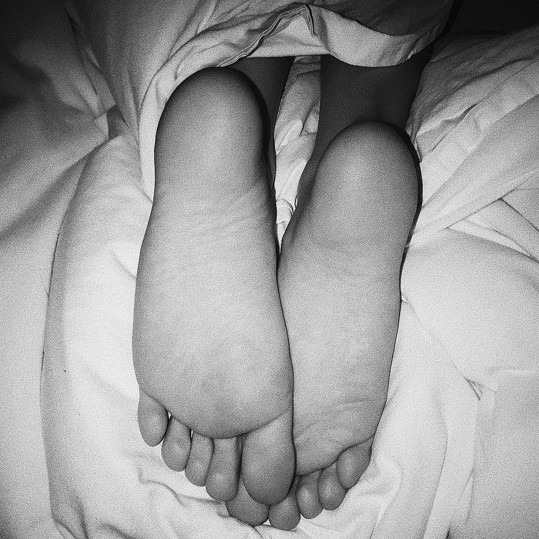 Nicola Peltz Beckham Feet