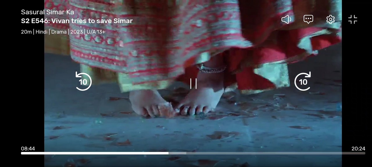 Radhika Muthukumar Feet
