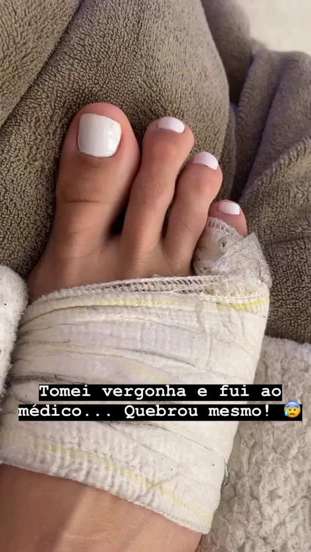 Sabrina Petrarca Feet