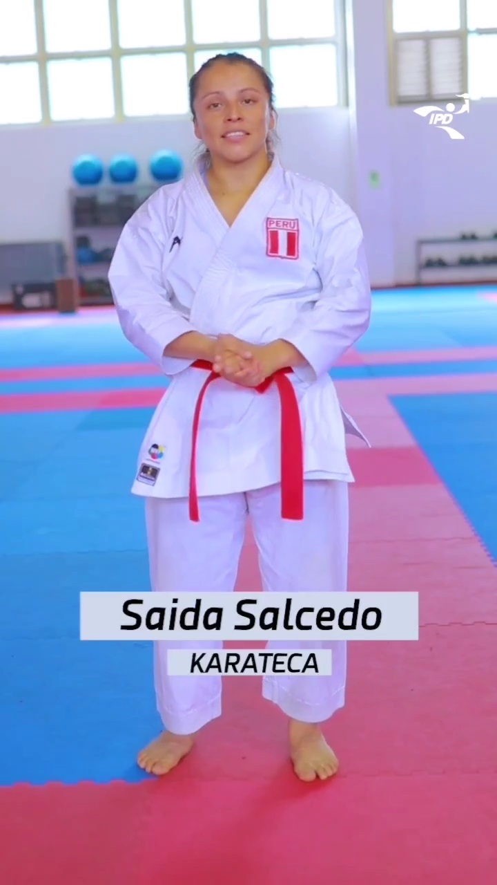 Saida Salcedo Hermoza Feet