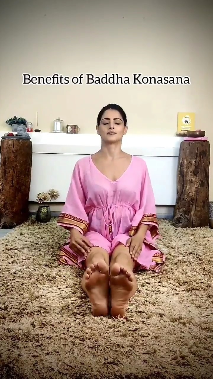 Sunaina Rekhi Feet