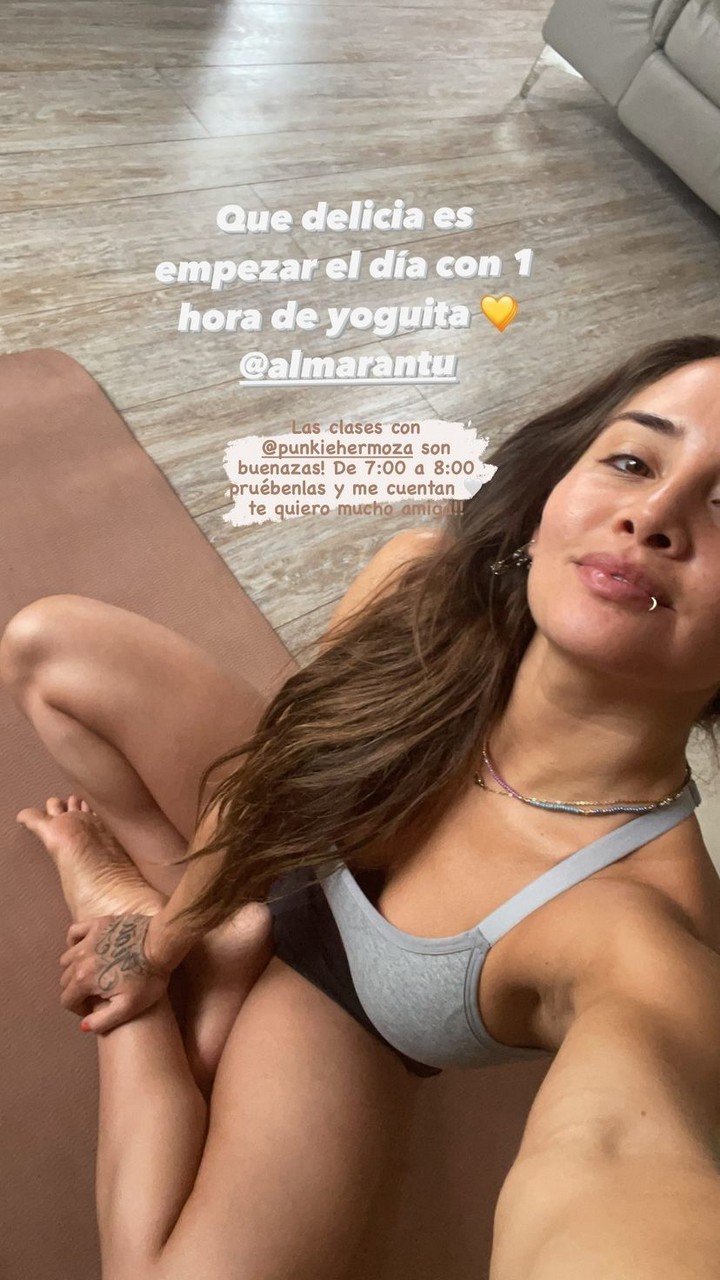 Ximena Hoyos Feet