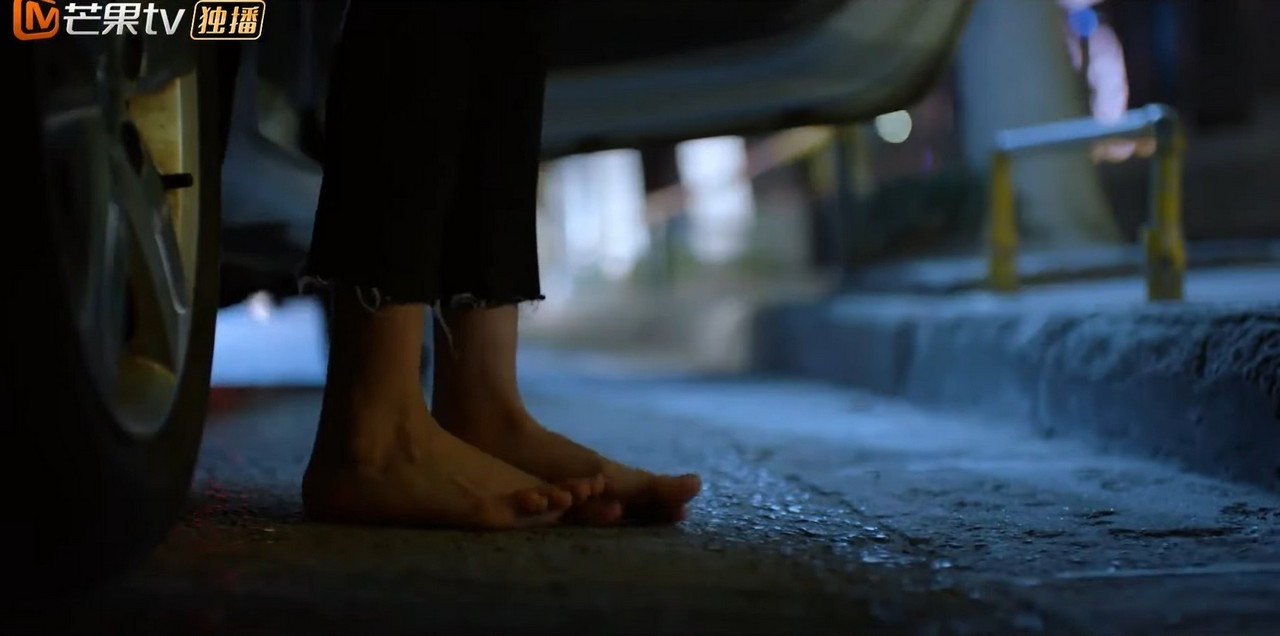 Yuxi Zhang Feet